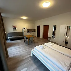 Hitrental Seefeld - Kreuzstrasse Apartamento